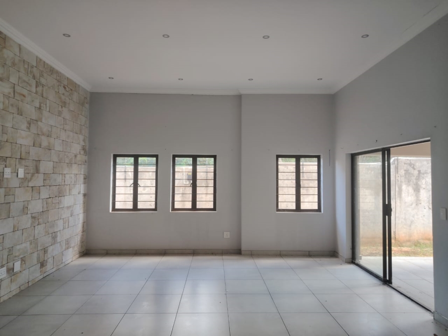 3 Bedroom Property for Sale in Geelhoutpark North West
